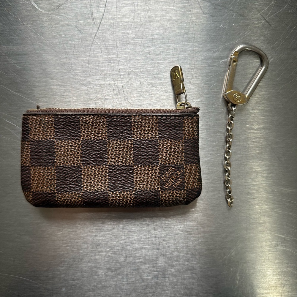 louis vuitton key pouch